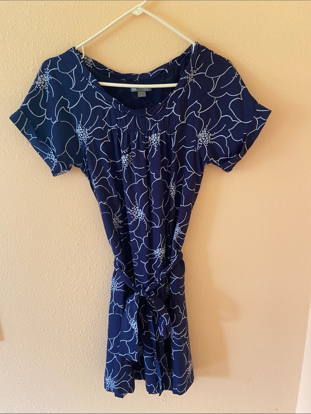 Women’s Gap‎ Summer Dress Blue Floral, Waist Tie, Size Small